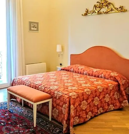 Casa Isolani Luxury Rooms Piazza Maggiore Bologna Exterior photo