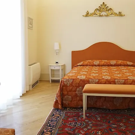 Casa Isolani Luxury Rooms Piazza Maggiore Bologna Exterior photo